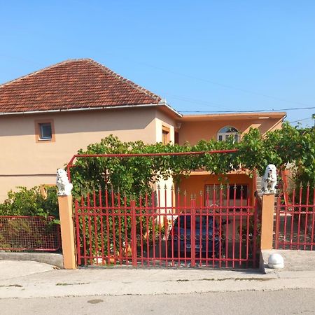 Ferienwohnung Stan Uljarevic Bileća Exterior foto
